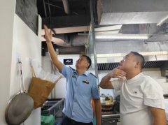 器具消毒也是此次查抄的沉点内容之一